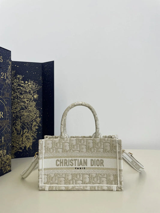 DIOR TOTE BAG