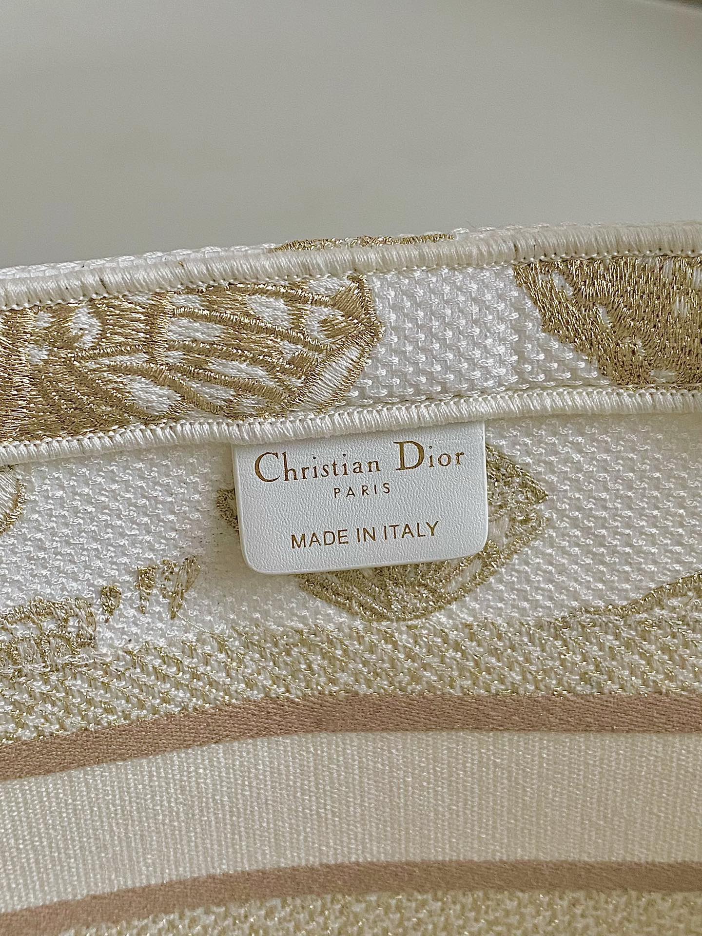 DIOR TOTE BAG