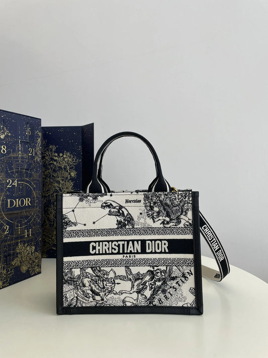 DIOR TOTE BAG