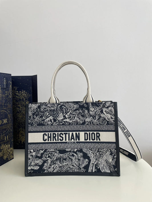 DIOR TOTE BAG