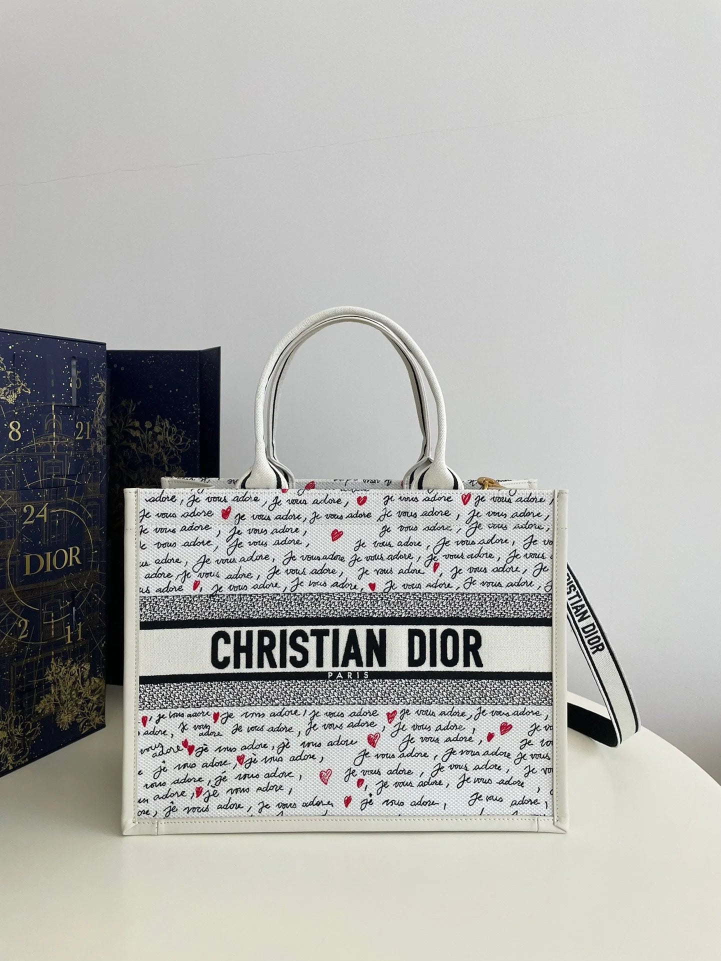 DIOR TOTE BAG