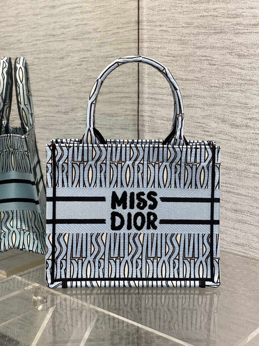 DIOR TOTE BAG