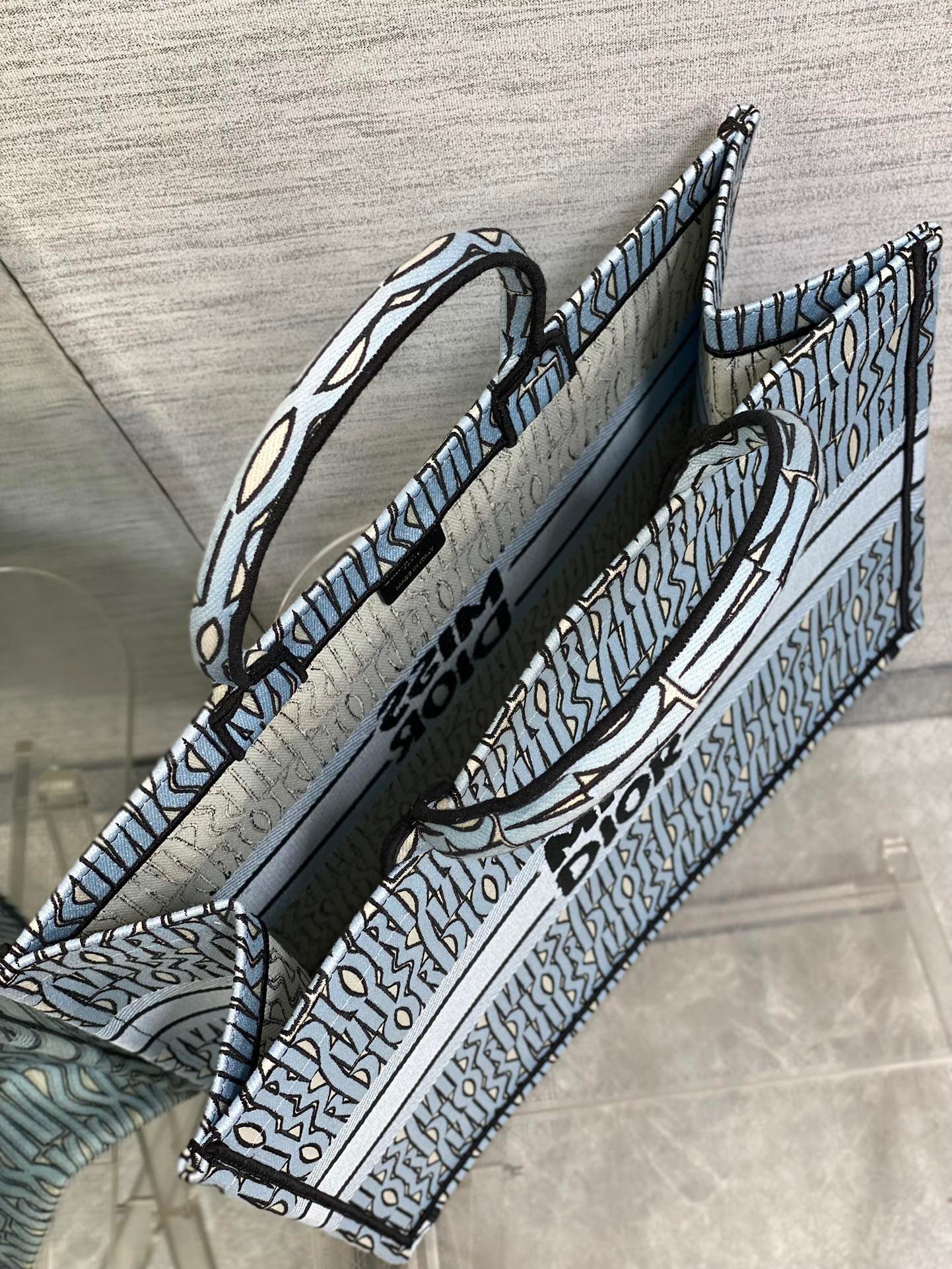 DIOR TOTE BAG