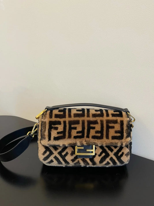 FENDI BAG