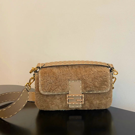 FENDI BAG