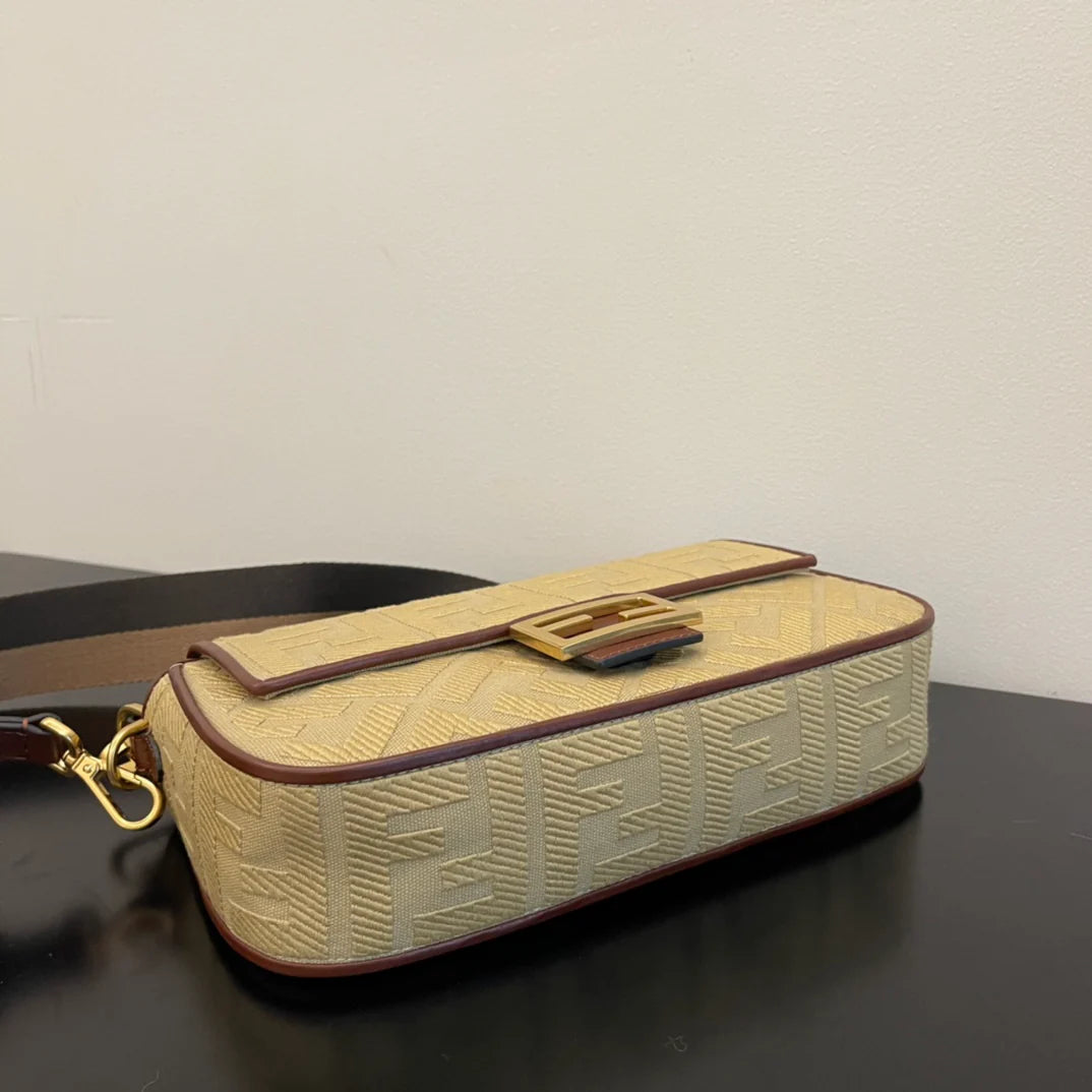 FENDI BAG