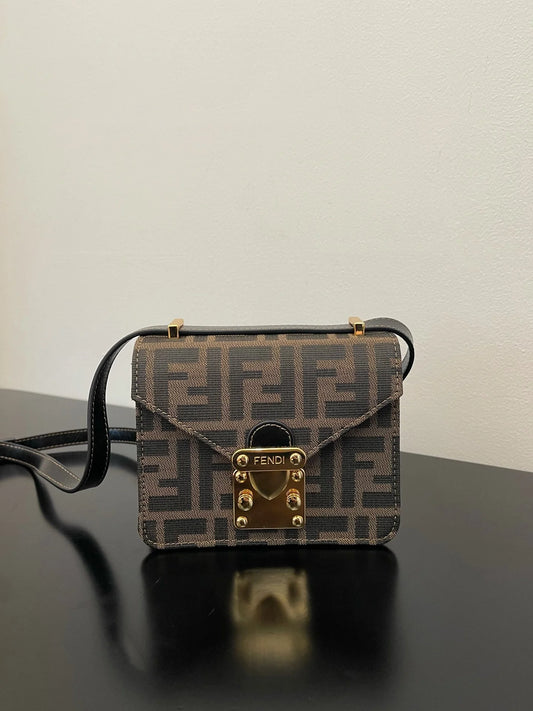 FENDI BAG