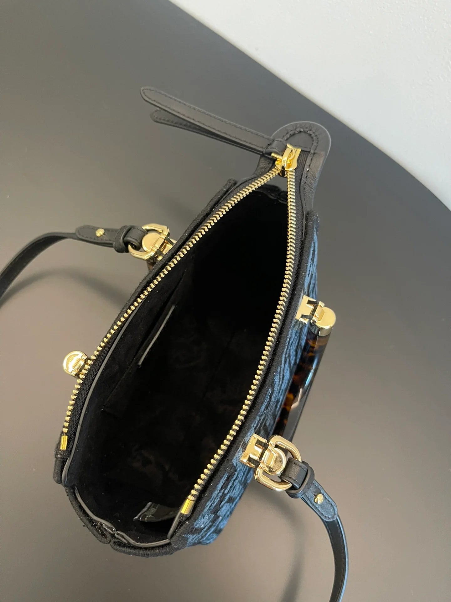 FENDI BAG