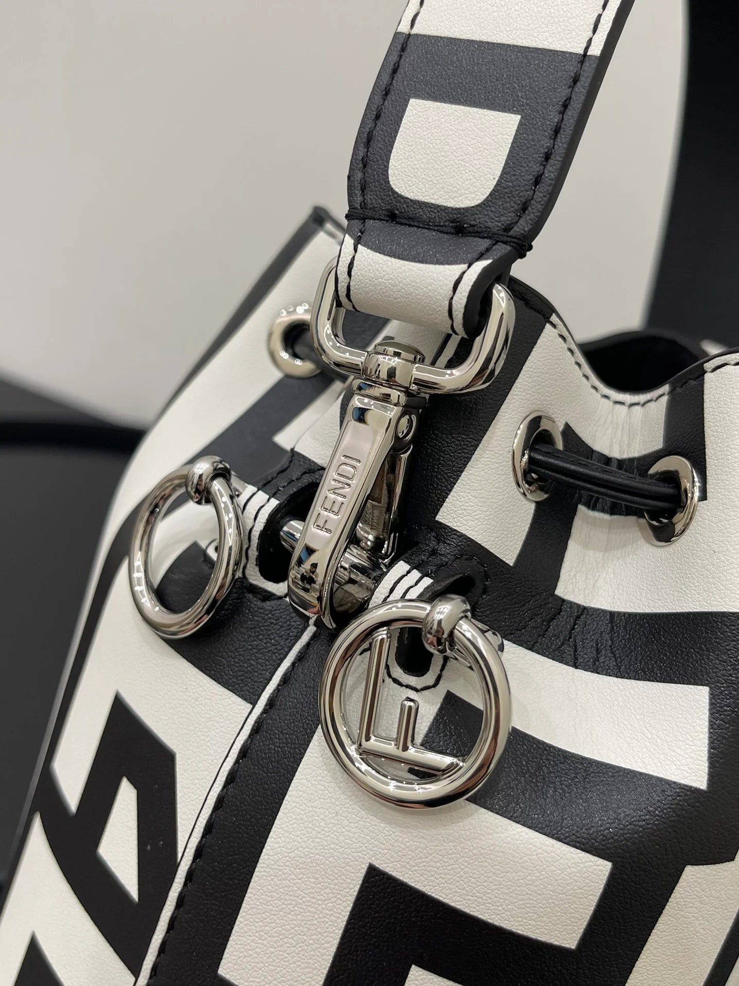 FENDI BAG