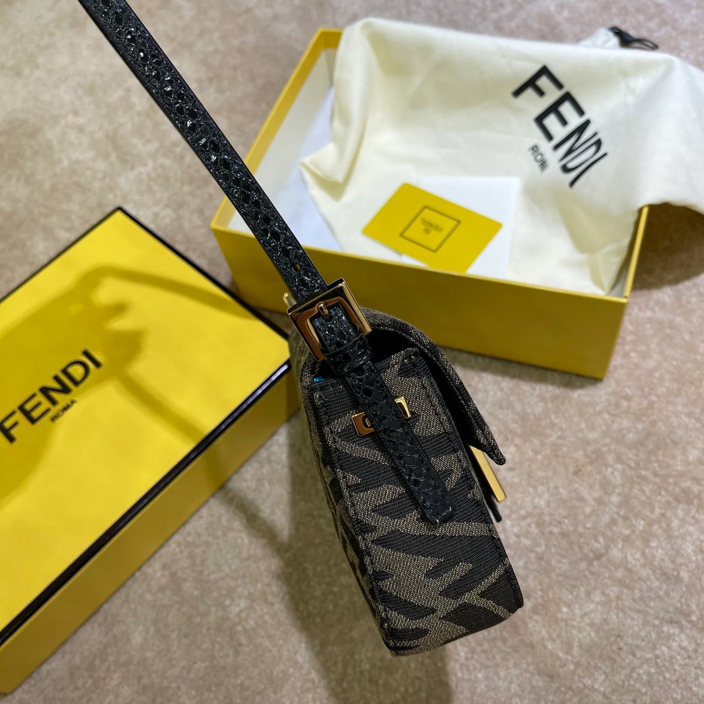 FENDI BAG