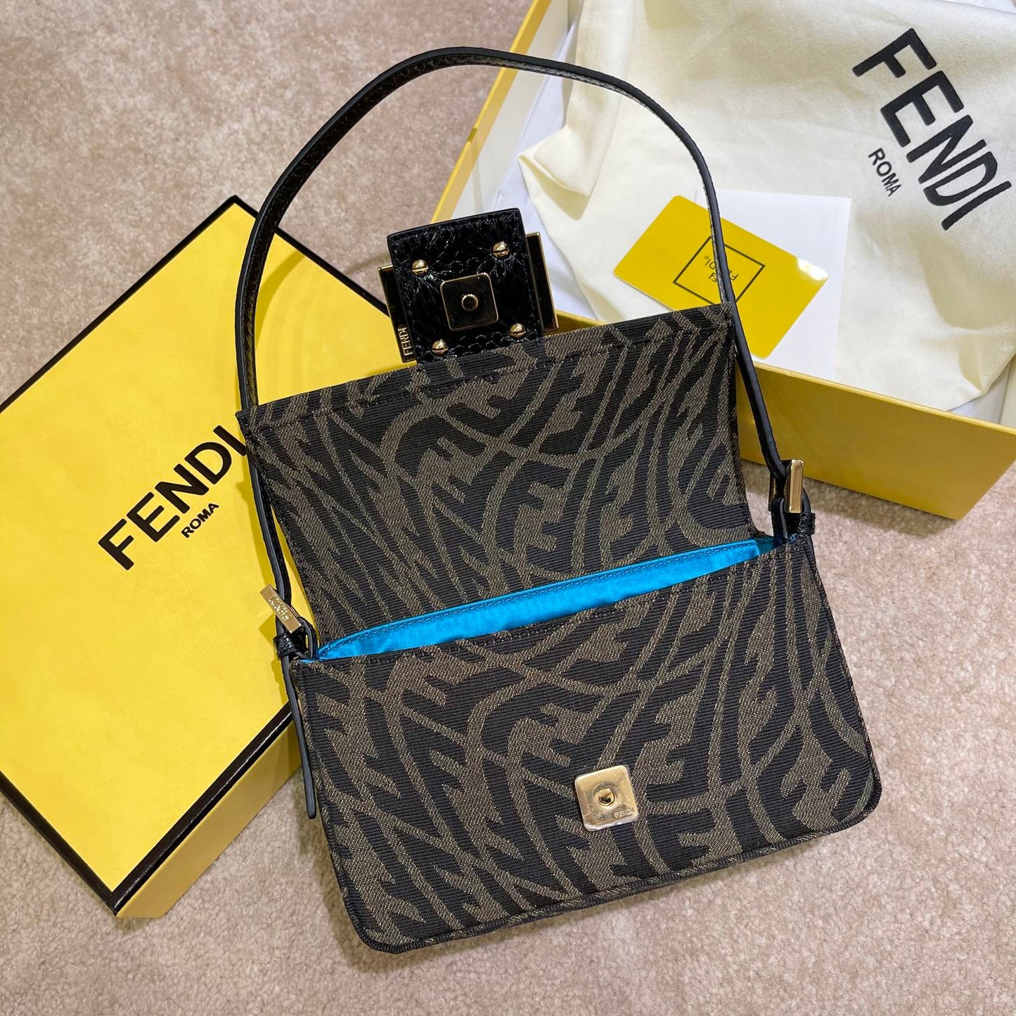FENDI BAG