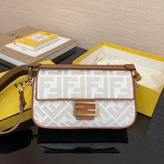 FENDI BAG