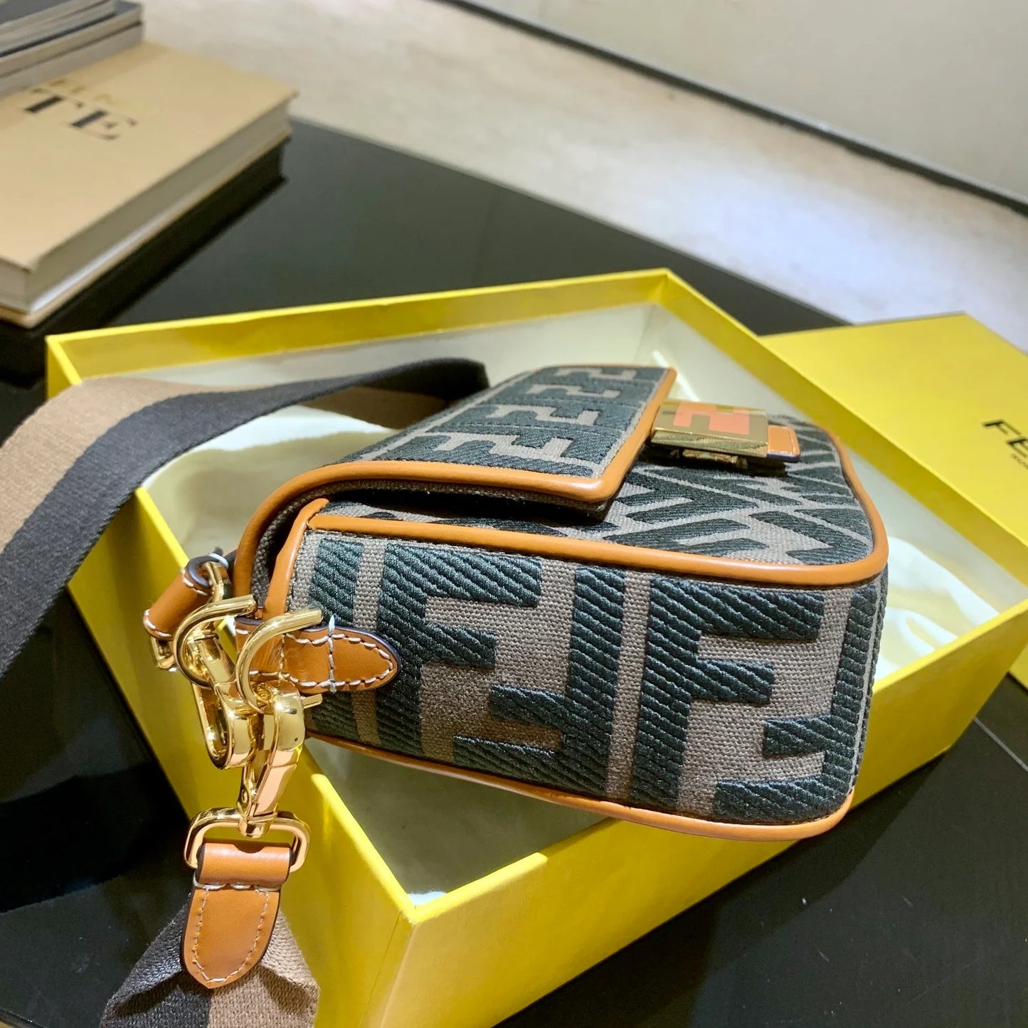 FENDI BAG