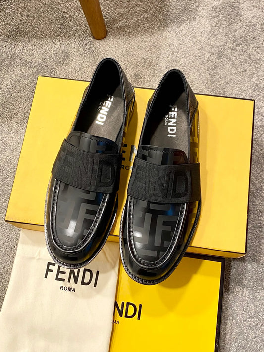 FENDI LOAFER