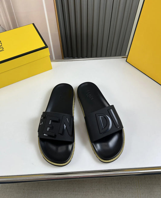 FENDI SANDAL