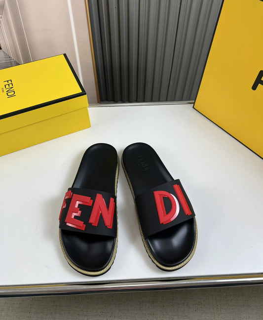 FENDI SANDAL