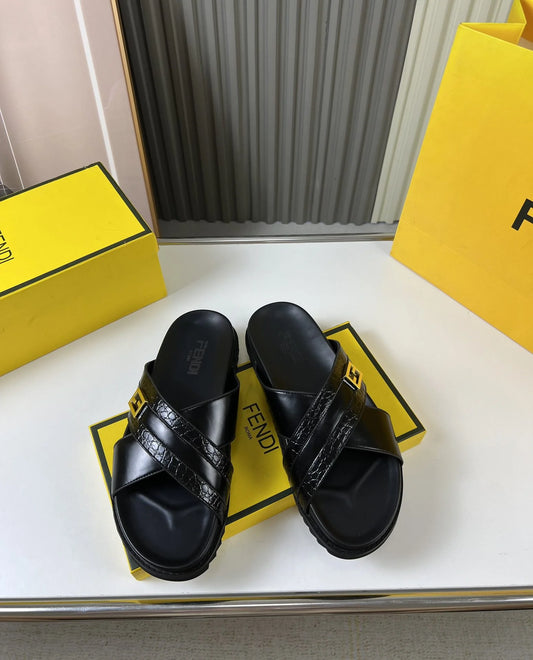 FENDI SANDAL