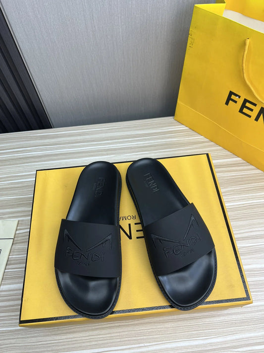FENDI SANDAL