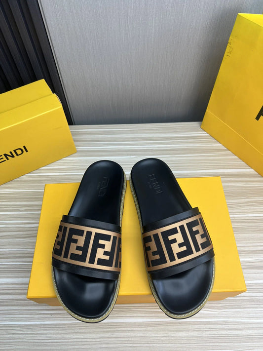 FENDI SANDAL