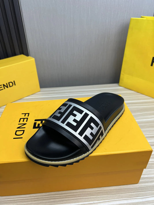 FENDI SANDAL