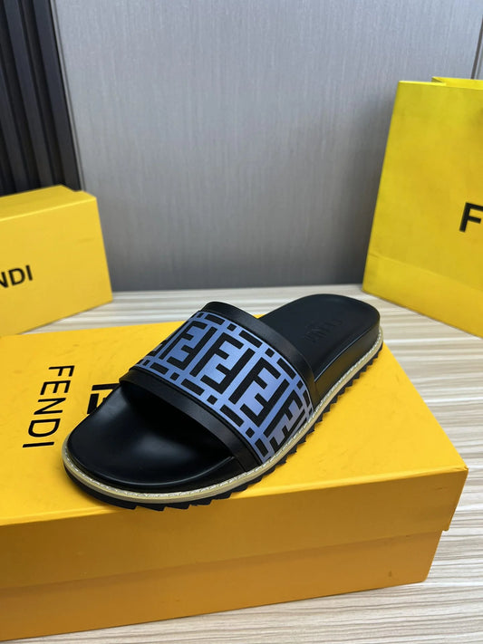 FENDI SANDAL