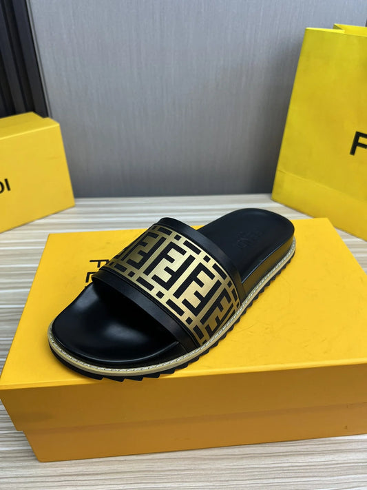 FENDI SANDAL