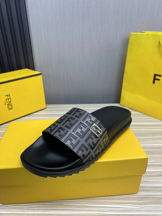 FENDI SANDAL
