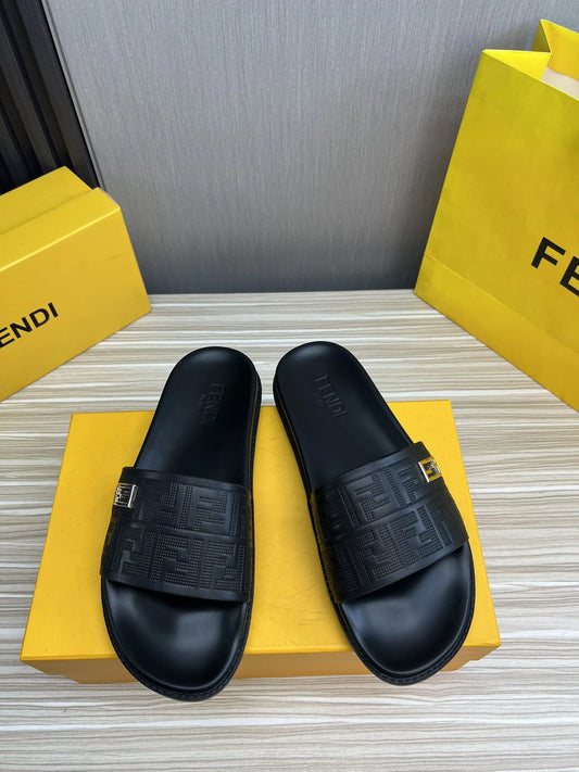 FENDI SANDAL