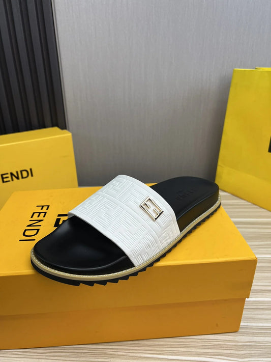 FENDI SANDAL