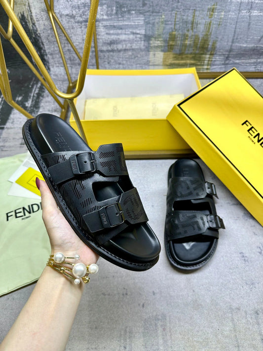 FENDI SANDAL