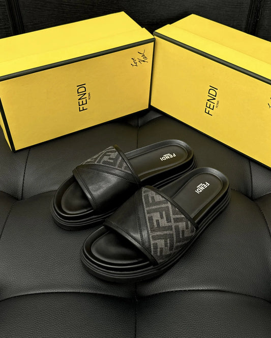 FENDI SANDAL