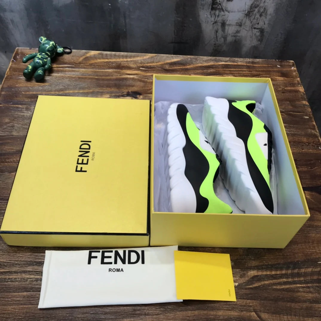 FENDI SNEAKER