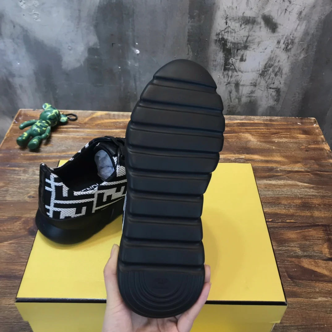 FENDI SNEAKER