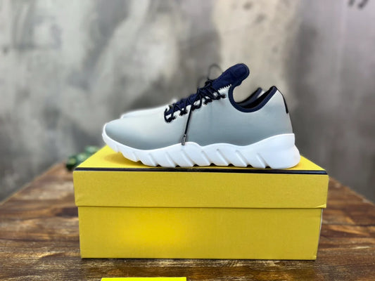 FENDI SNEAKER