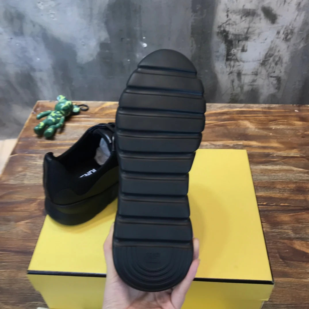 FENDI SNEAKER