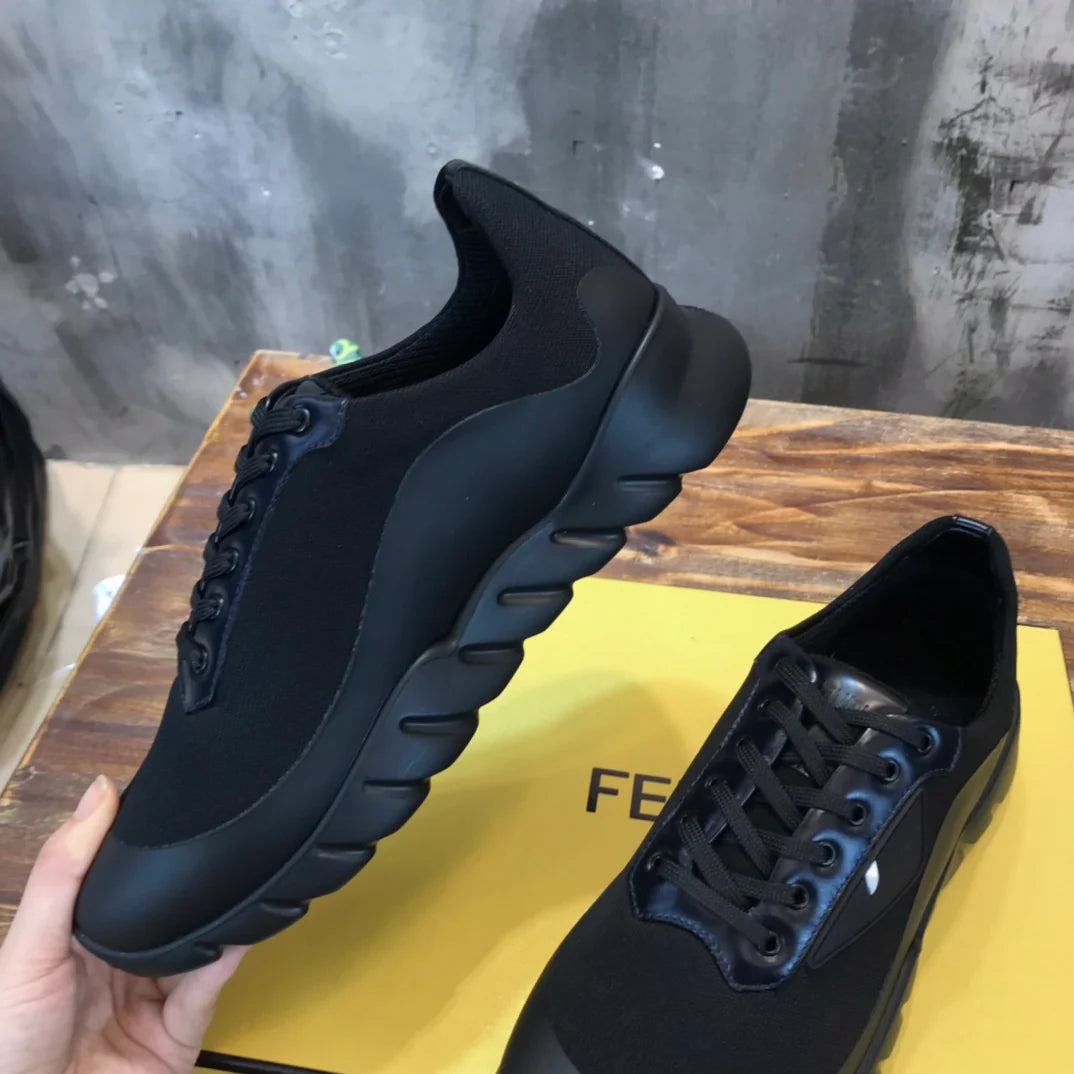 FENDI SNEAKER