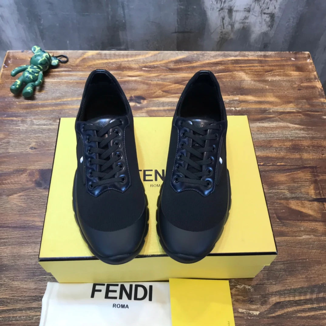 FENDI SNEAKER