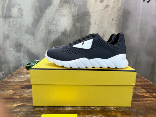 FENDI SNEAKER