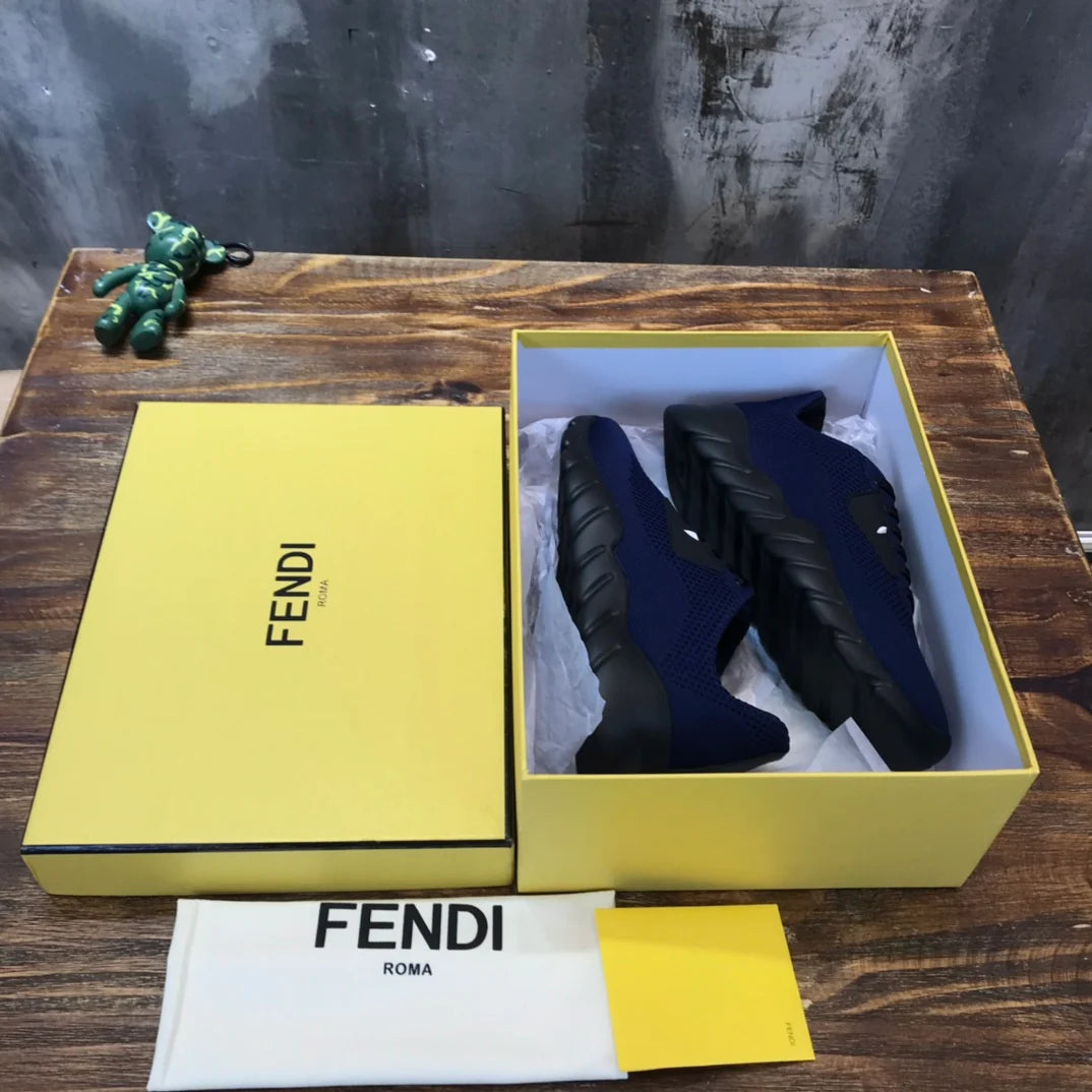 FENDI SNEAKER