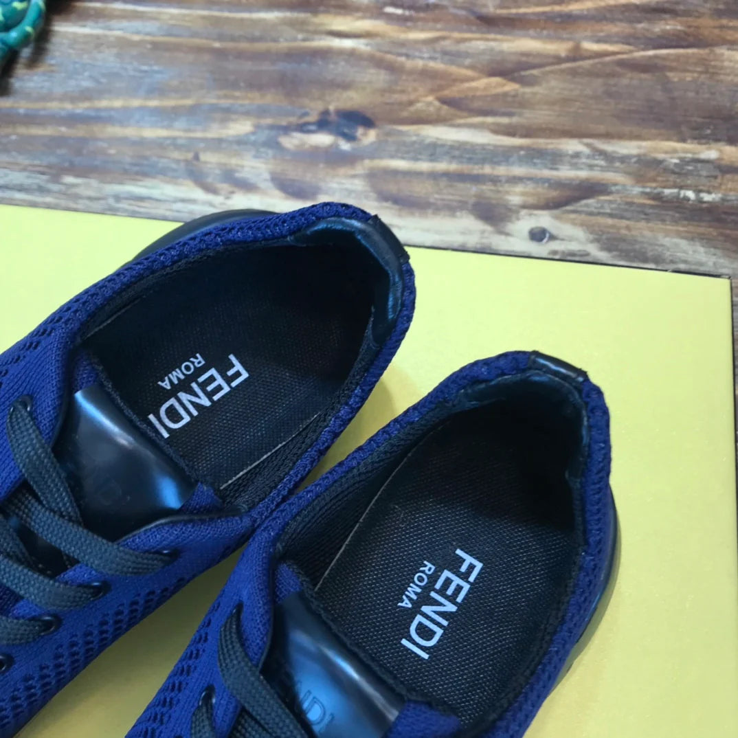 FENDI SNEAKER