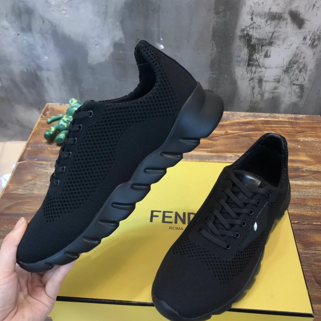 FENDI SNEAKER