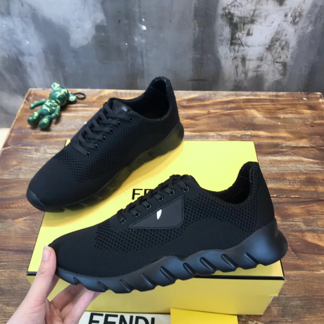 FENDI SNEAKER