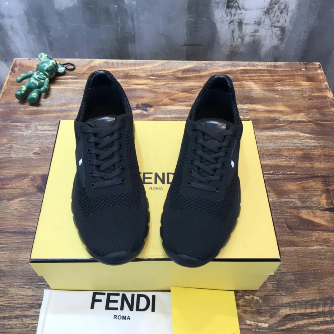 FENDI SNEAKER