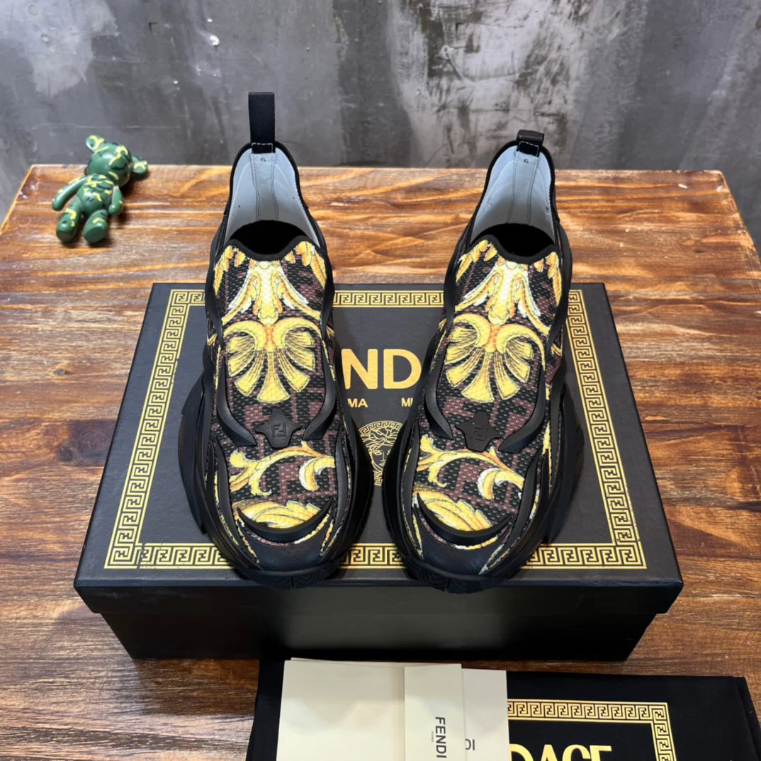 FENDI SNEAKER