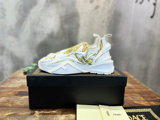 FENDI SNEAKER