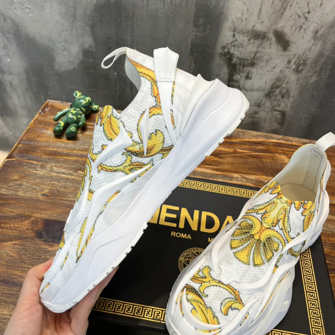 FENDI SNEAKER
