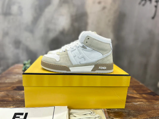 FENDI SNEAKER