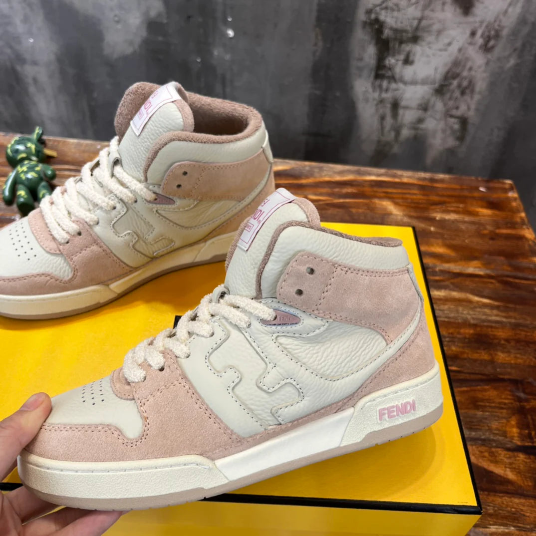 FENDI SNEAKER