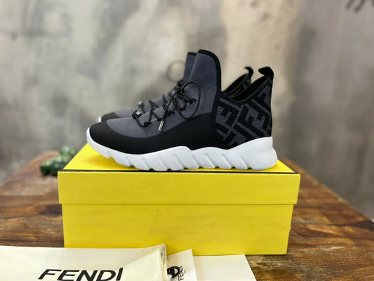 FENDI SNEAKER