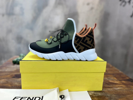 FENDI SNEAKER